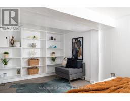 100 Oak Park Avenue, Toronto, ON M4C4M3 Photo 32