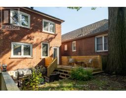 100 Oak Park Avenue, Toronto, ON M4C4M3 Photo 42