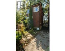 100 Oak Park Avenue, Toronto, ON M4C4M3 Photo 46