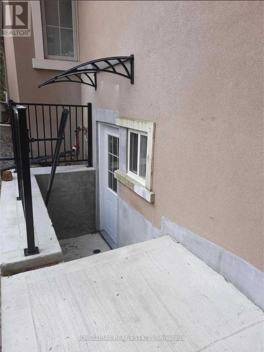 LOWER - 54 BETHUNE BOULEVARD, Toronto (Scarborough Village) — photo 9