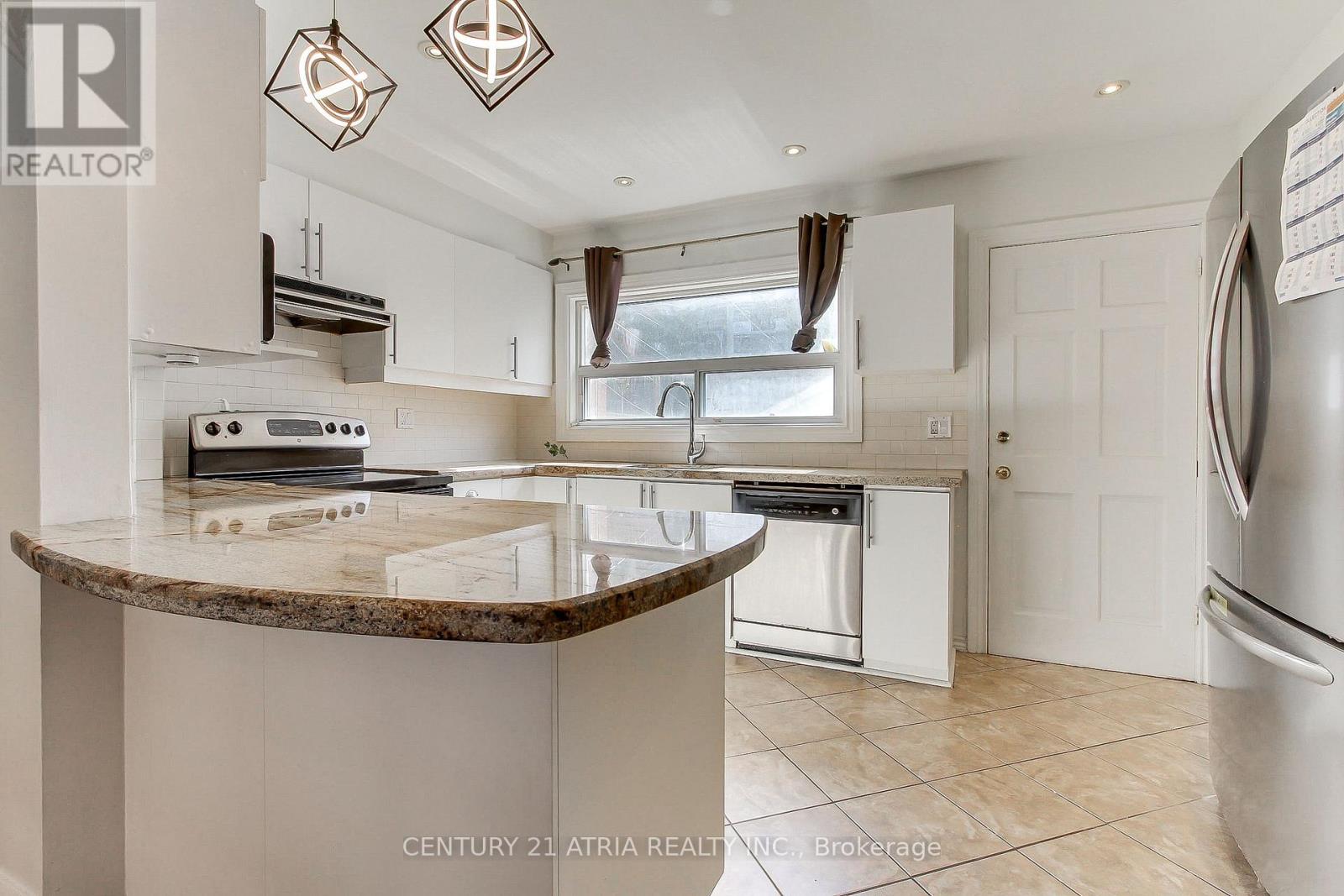 43 Torrens Avenue, Toronto, ON photo 12
