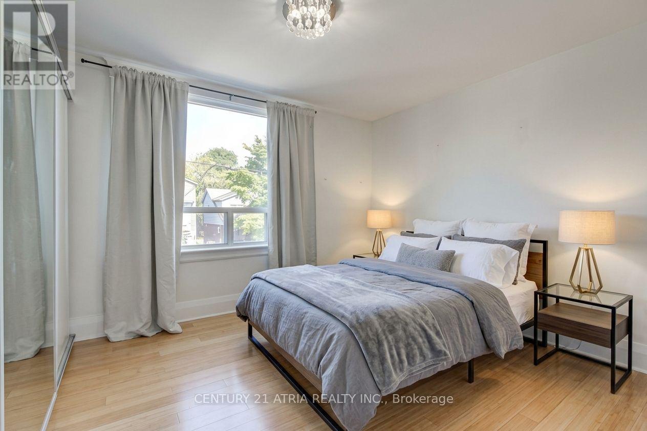 43 Torrens Avenue, Toronto, ON photo 22