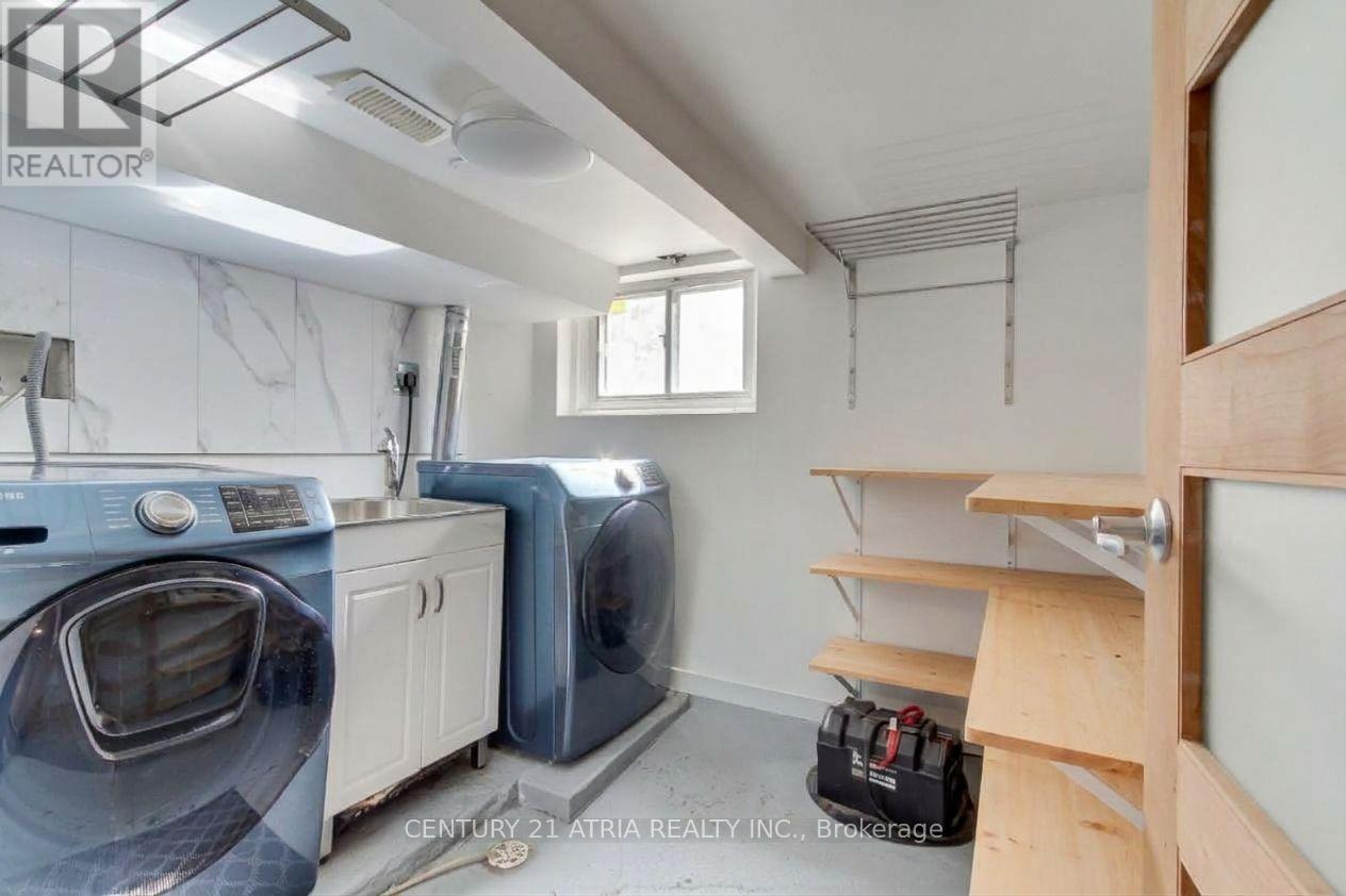 43 Torrens Avenue, Toronto, ON photo 32