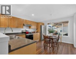223 Elgin Point SE - photo 8