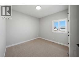 28 Tipping Avenue, Red Deer, AB T4P0Y9 Photo 16