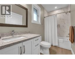 177 Sunnybrook Drive, Okanagan Falls, BC V0H1R3 Photo 21
