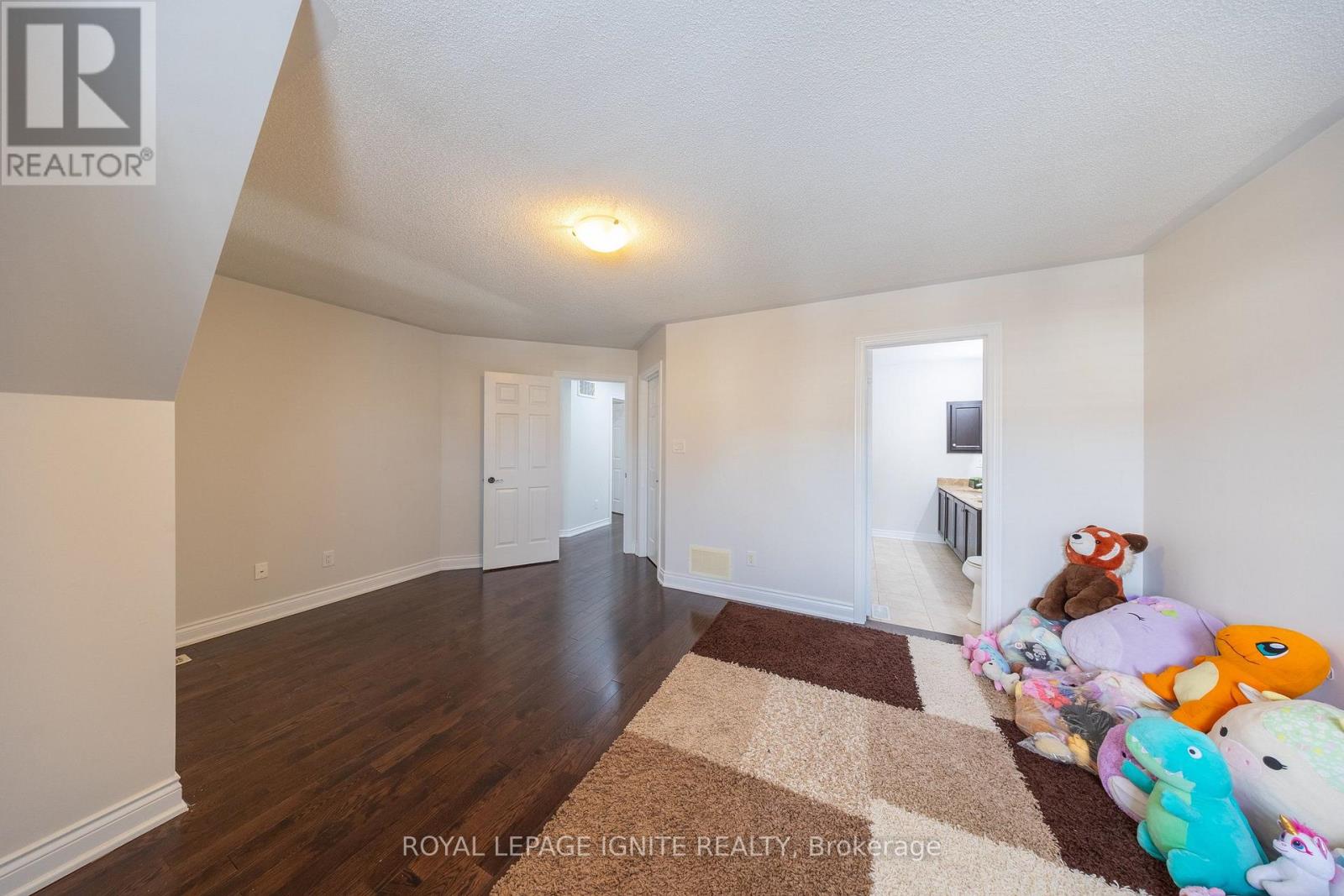 96 Maverick Crescent, Vaughan, ON photo 29