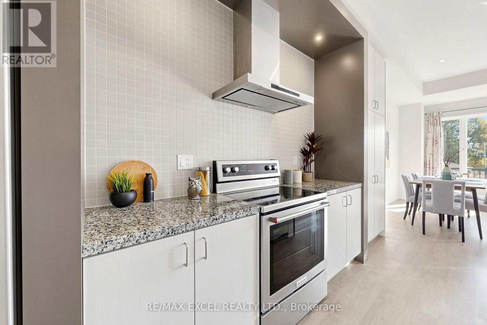 19 Ambler Lane, Richmond Hill, ON photo 22