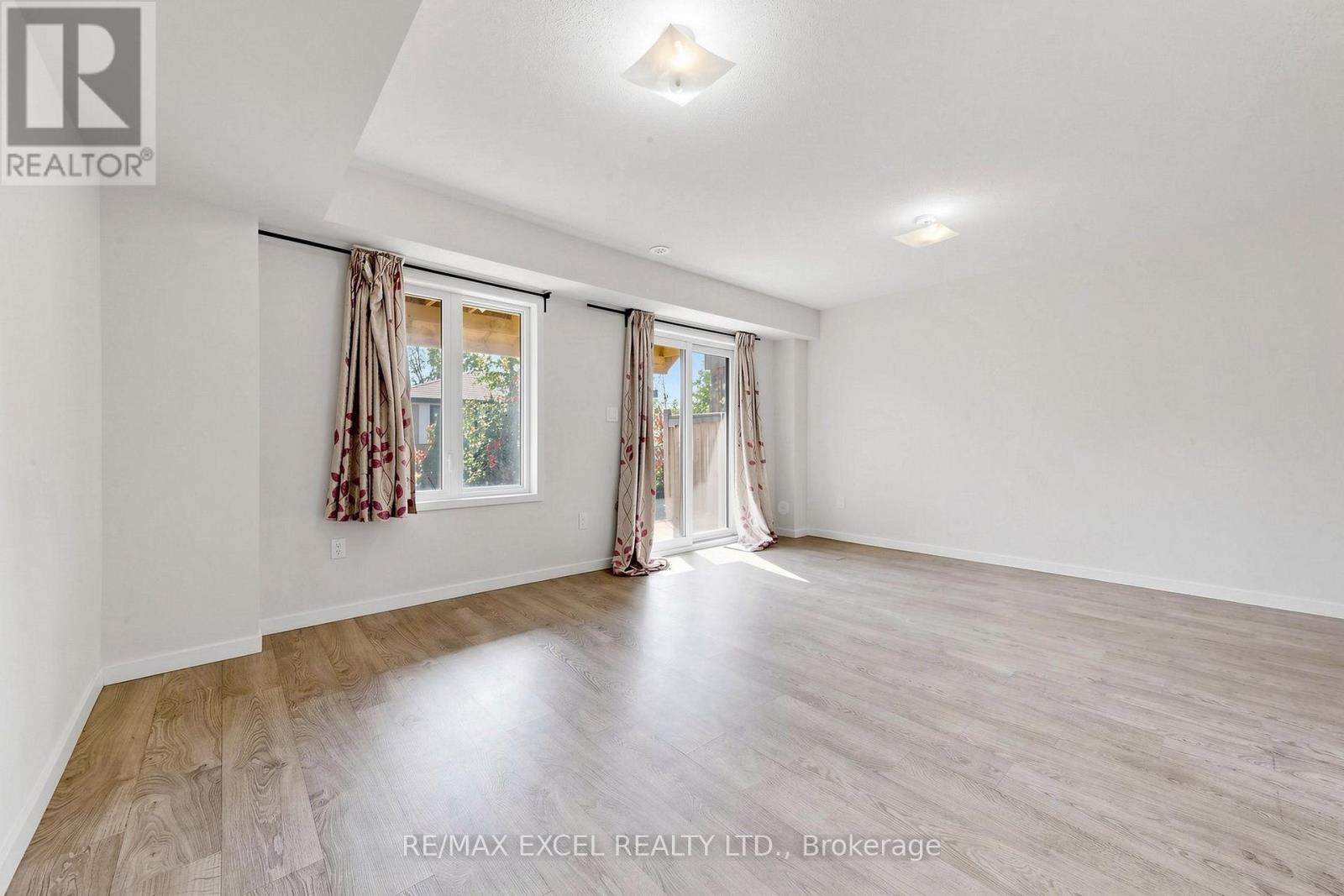 19 Ambler Lane, Richmond Hill, ON photo 44