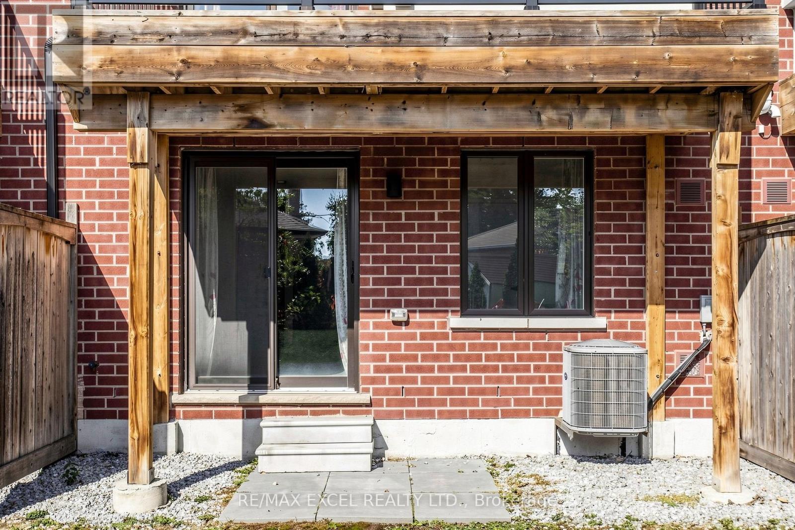 19 Ambler Lane, Richmond Hill, ON photo 48