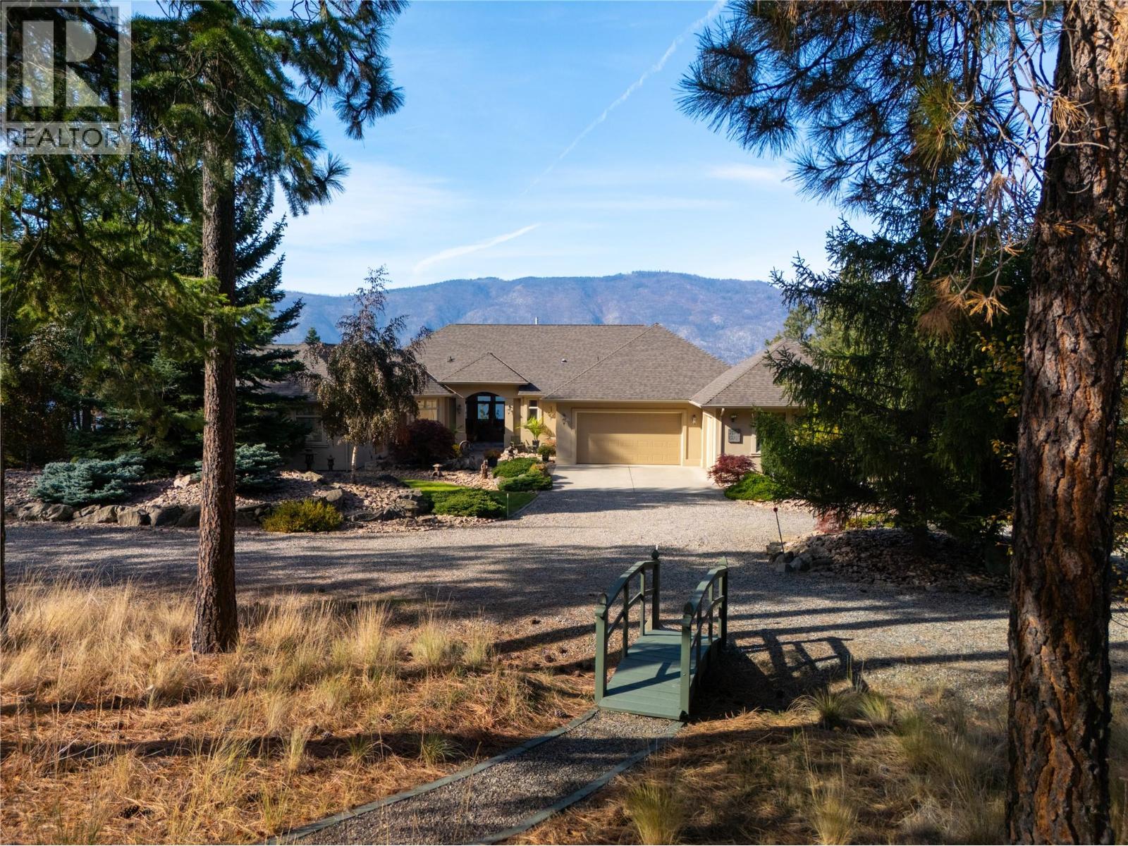 5812 McCoubrey Road, Lake Country