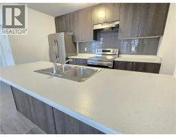 Kitchen - 1655 Palmers Sawmill Road Unit# 901, Pickering, ON L1X0R3 Photo 7