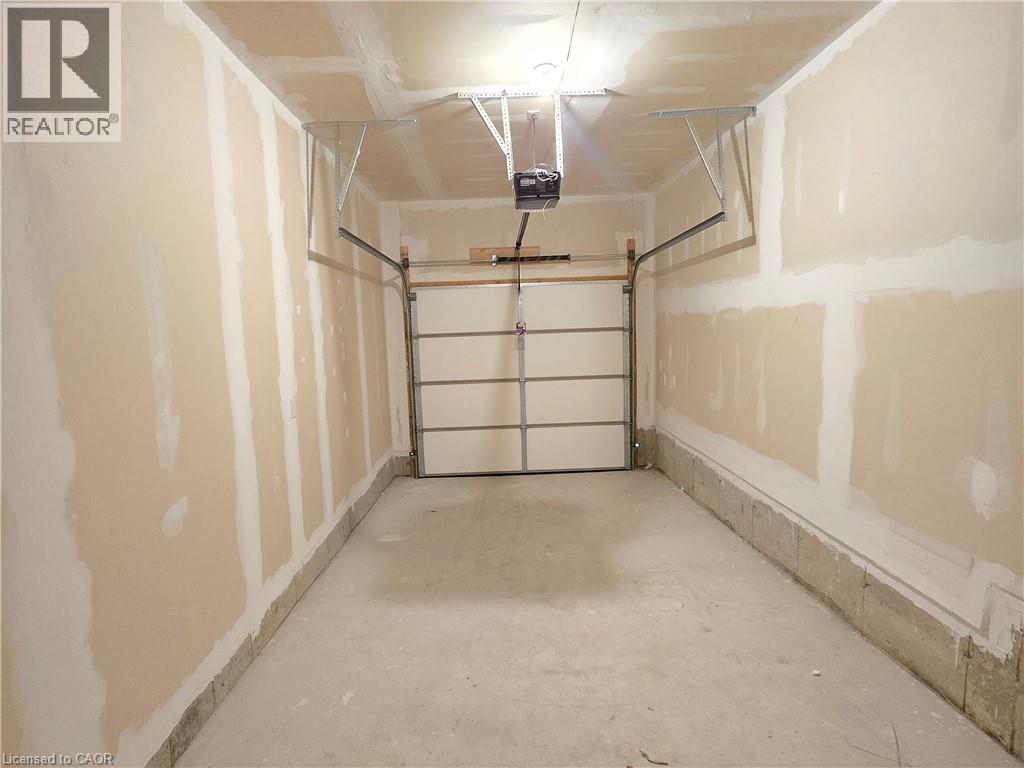 3 Bed, 3 Bath Townhouse for Rent in Pickering – 1655 PALMERS SAWMILL Road Unit# 901, Pickering – MLS# 40871371 - Image 16