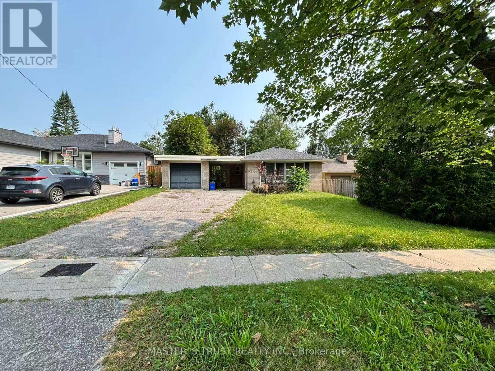 62 Melrose Avenue, Barrie, ON