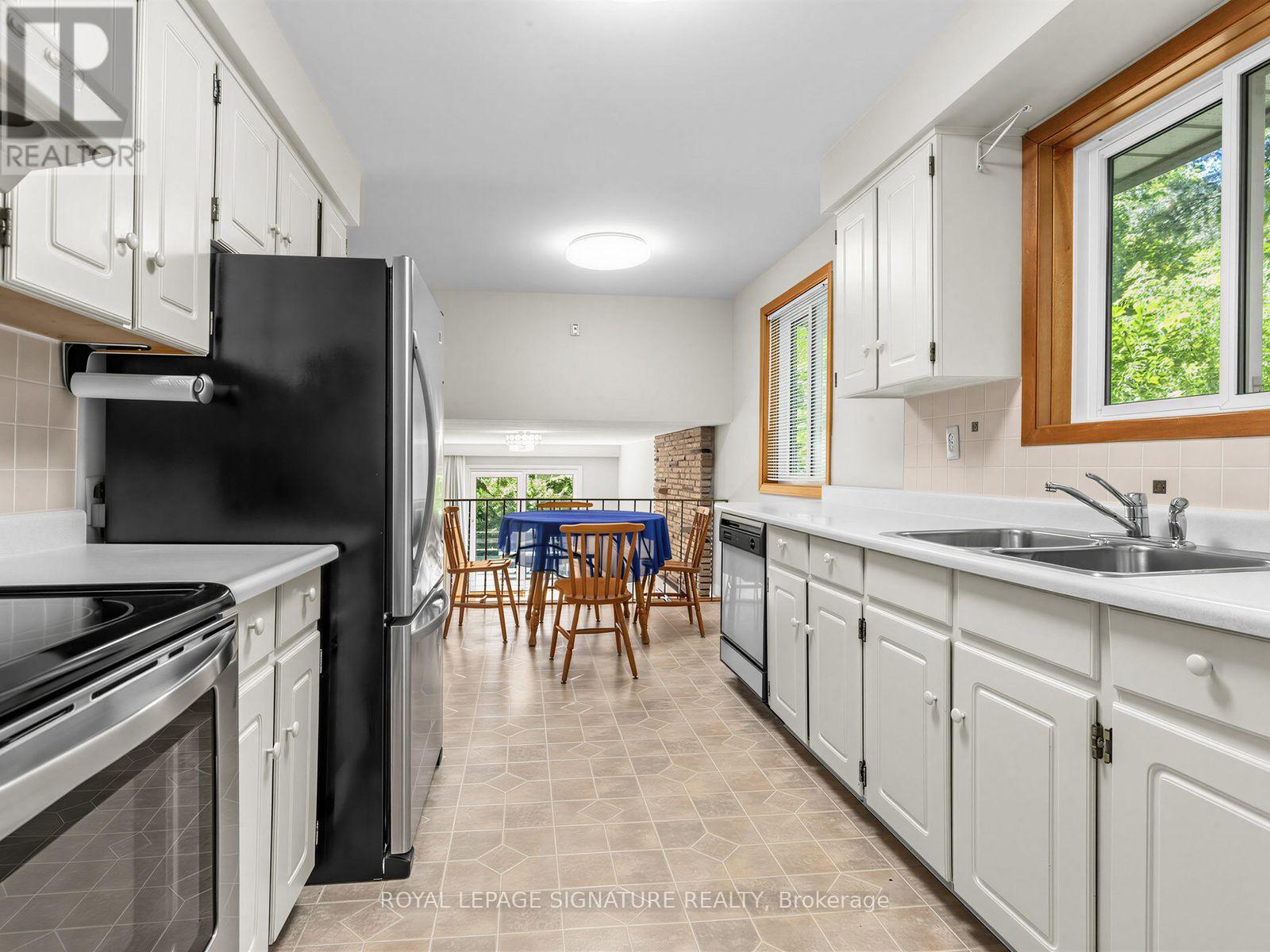 162 Bathgate Drive — photo 7
