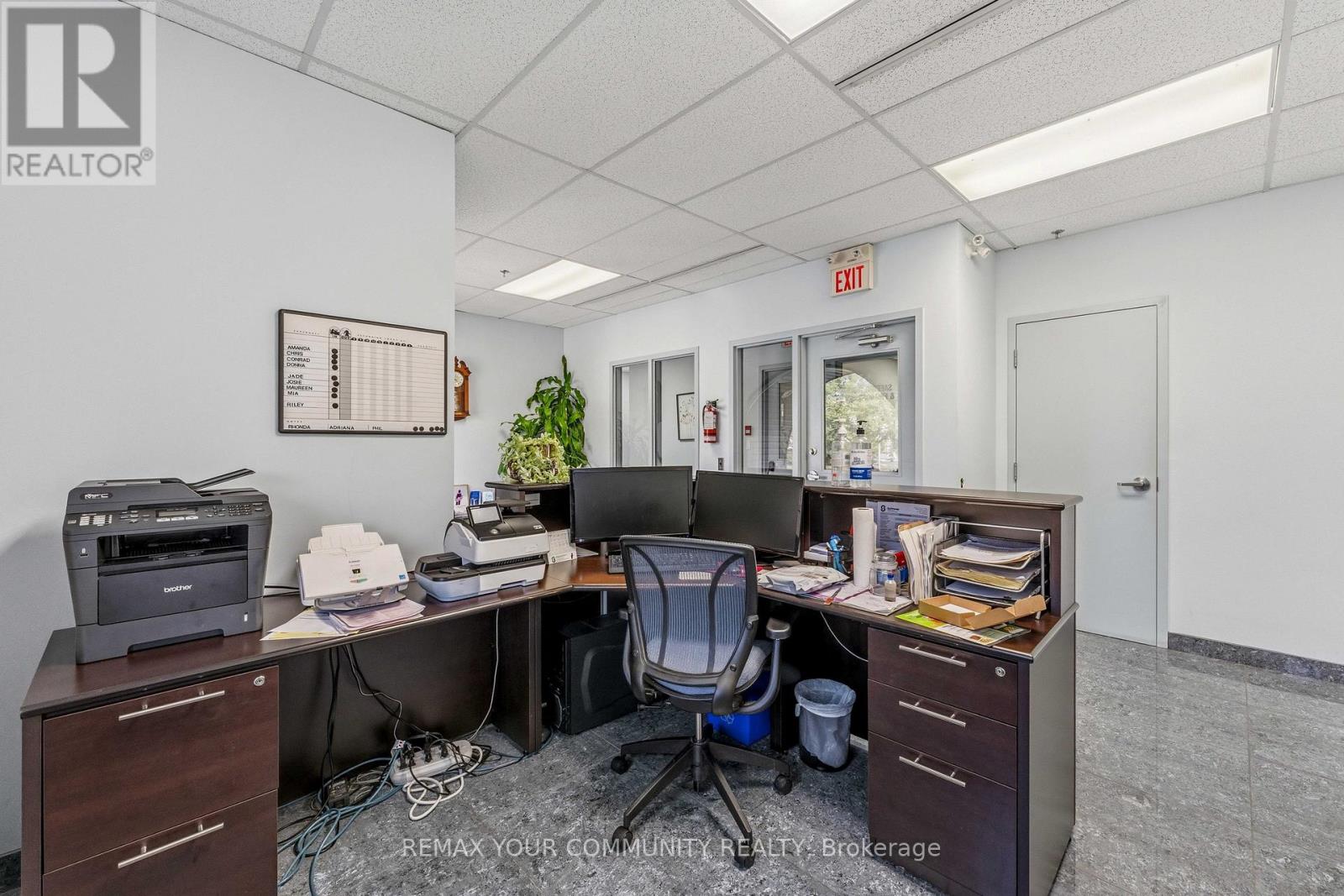 30 Fulton Way — photo 14