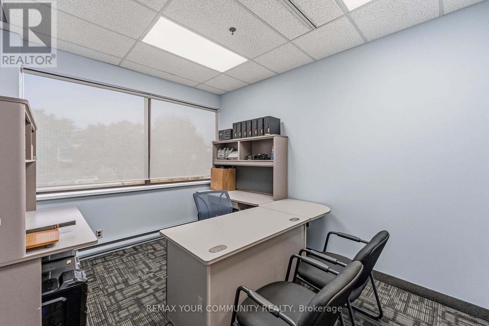 30 Fulton Way — photo 18