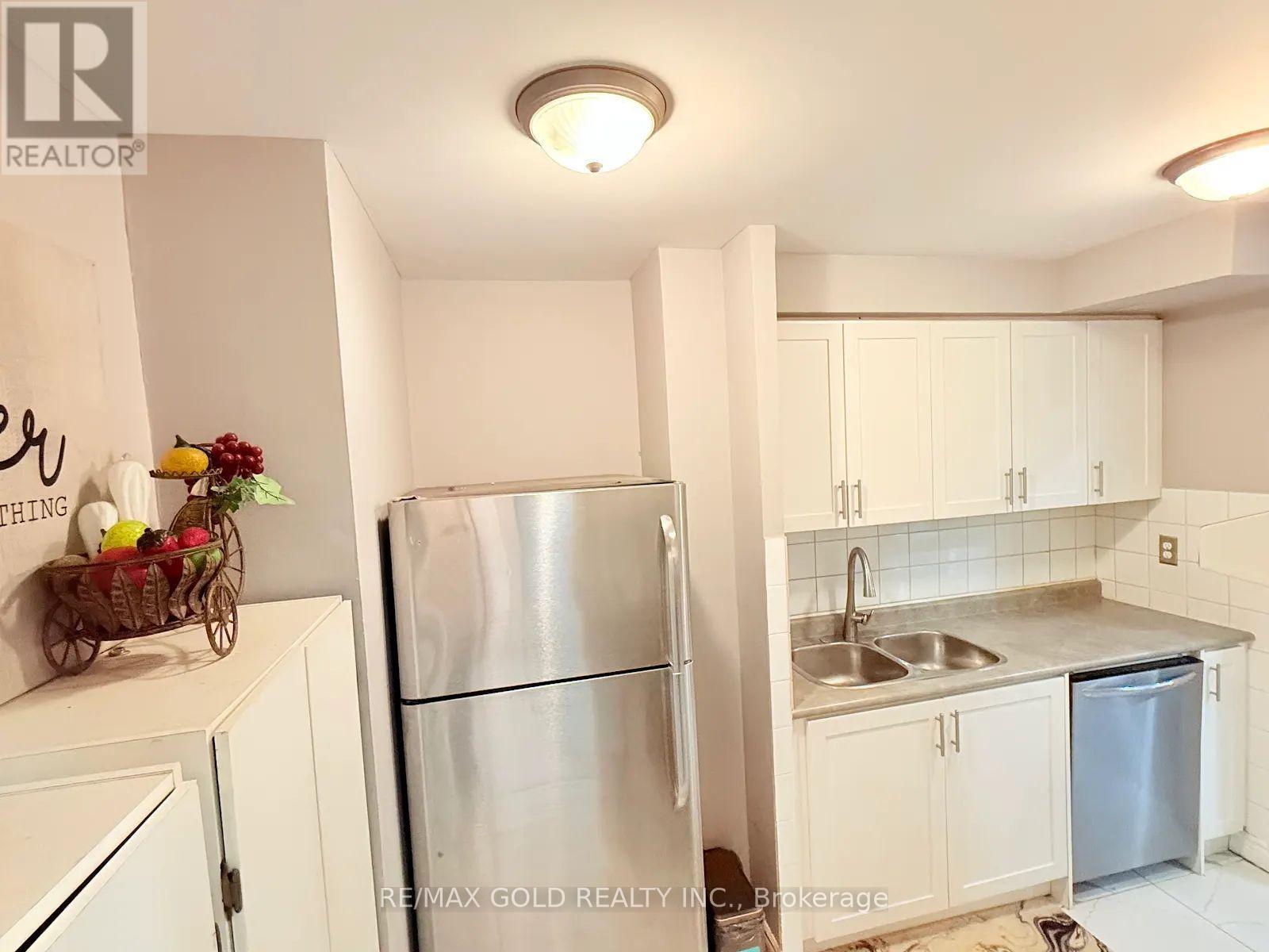 179- 2095 Roche Court, Mississauga, ON photo 4