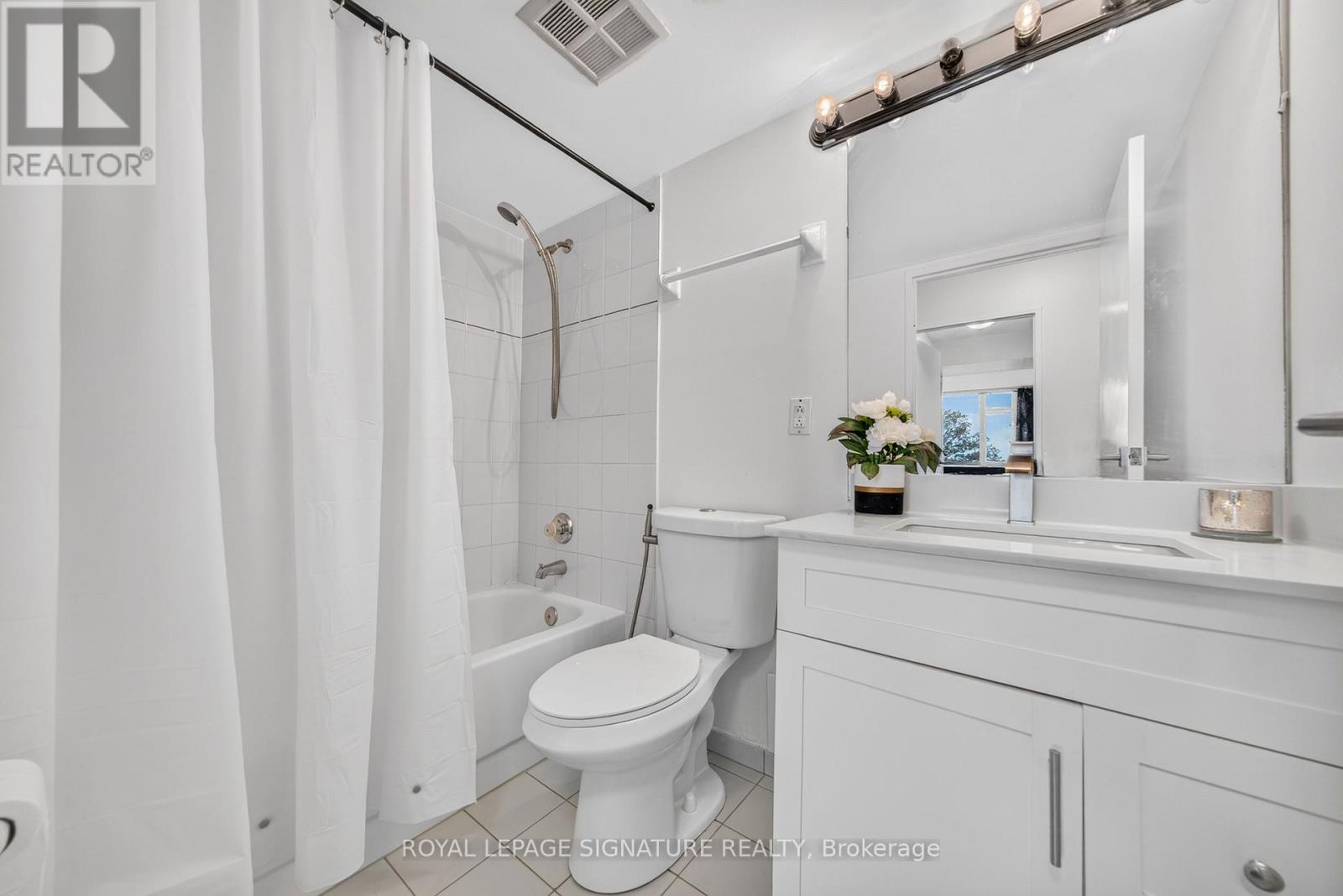 211- 1 Rowntree Road, Toronto, ON photo 13