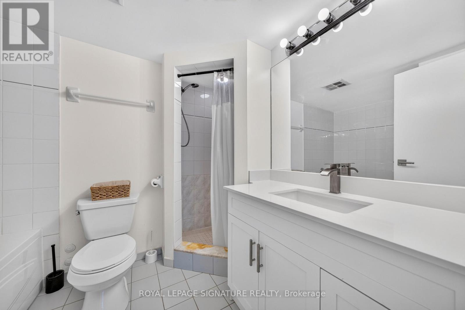 211- 1 Rowntree Road, Toronto, ON photo 16
