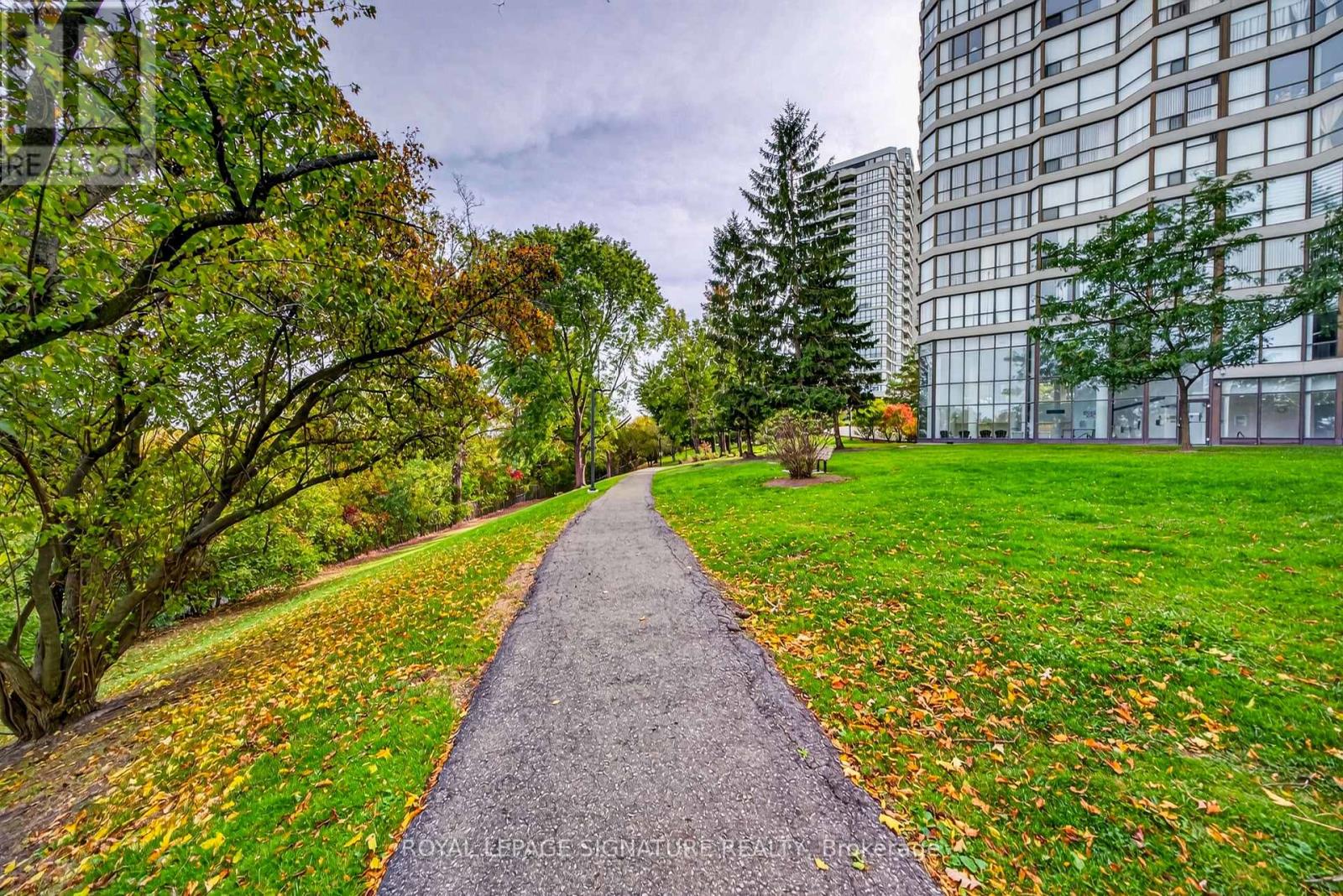 211- 1 Rowntree Road, Toronto, ON photo 25