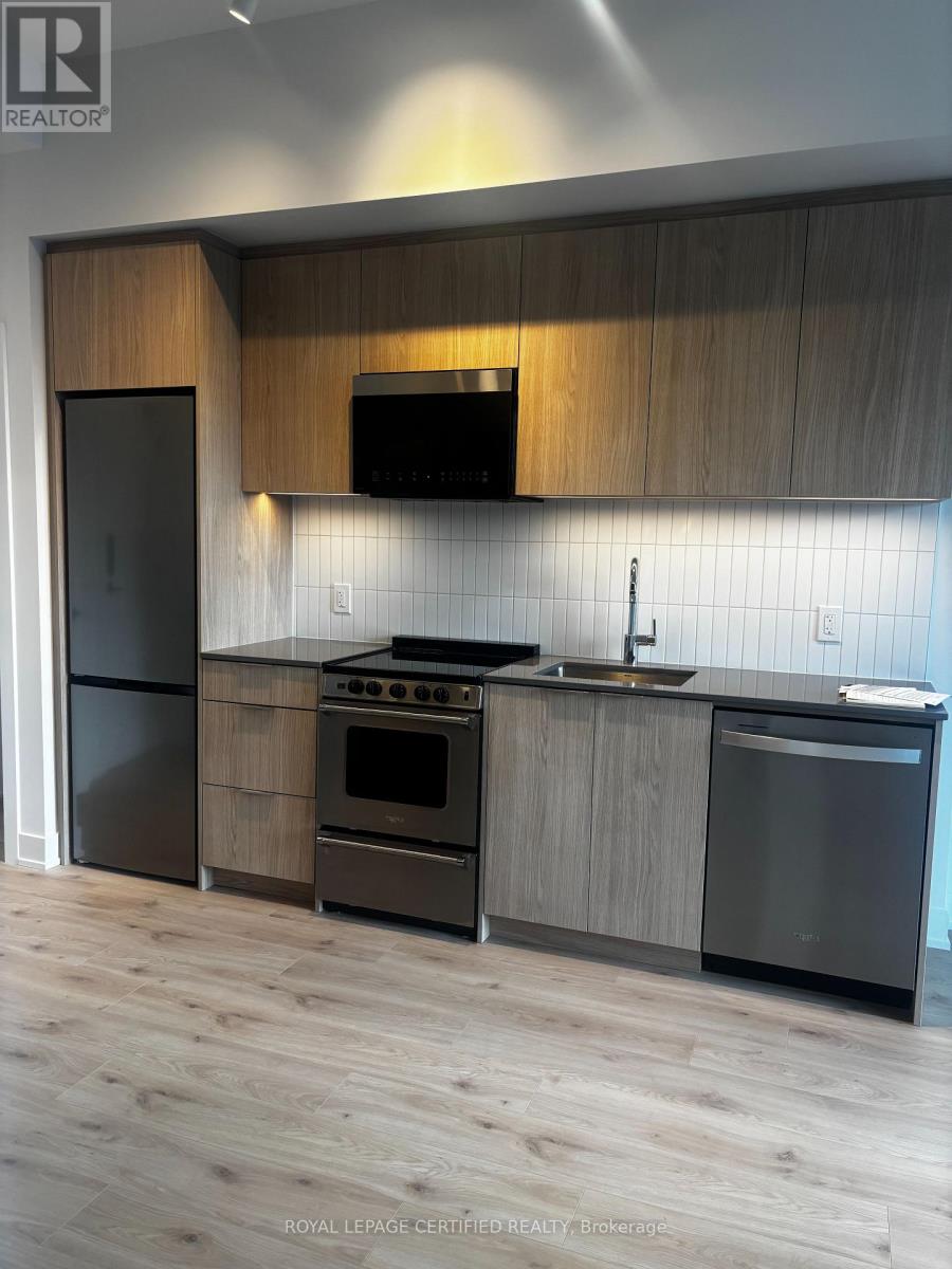 112 - 3088 WILLIAM CUTMORE BOULEVARD, Oakville (JM Joshua Meadows)