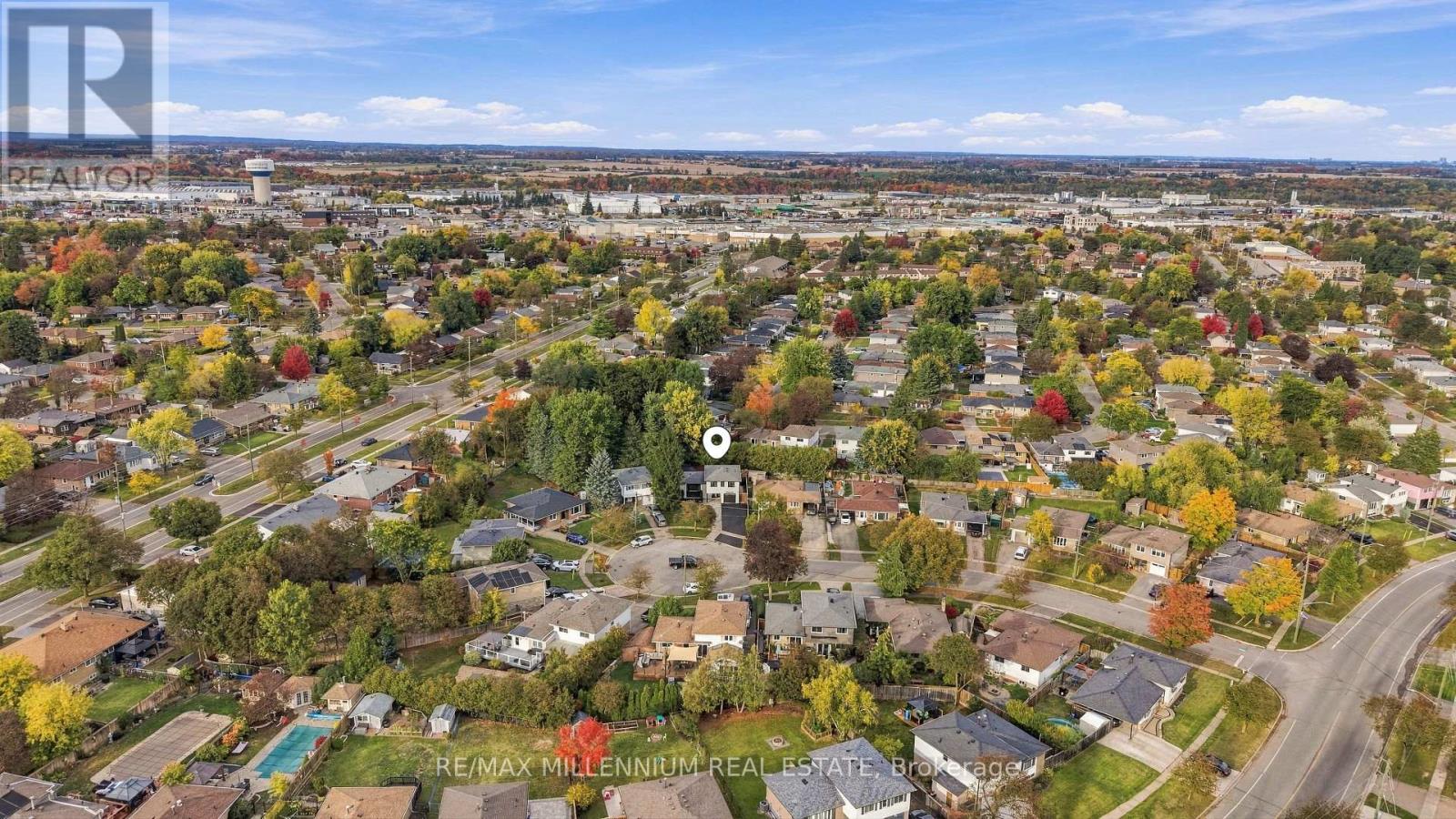 14 Crombie Place — photo 40