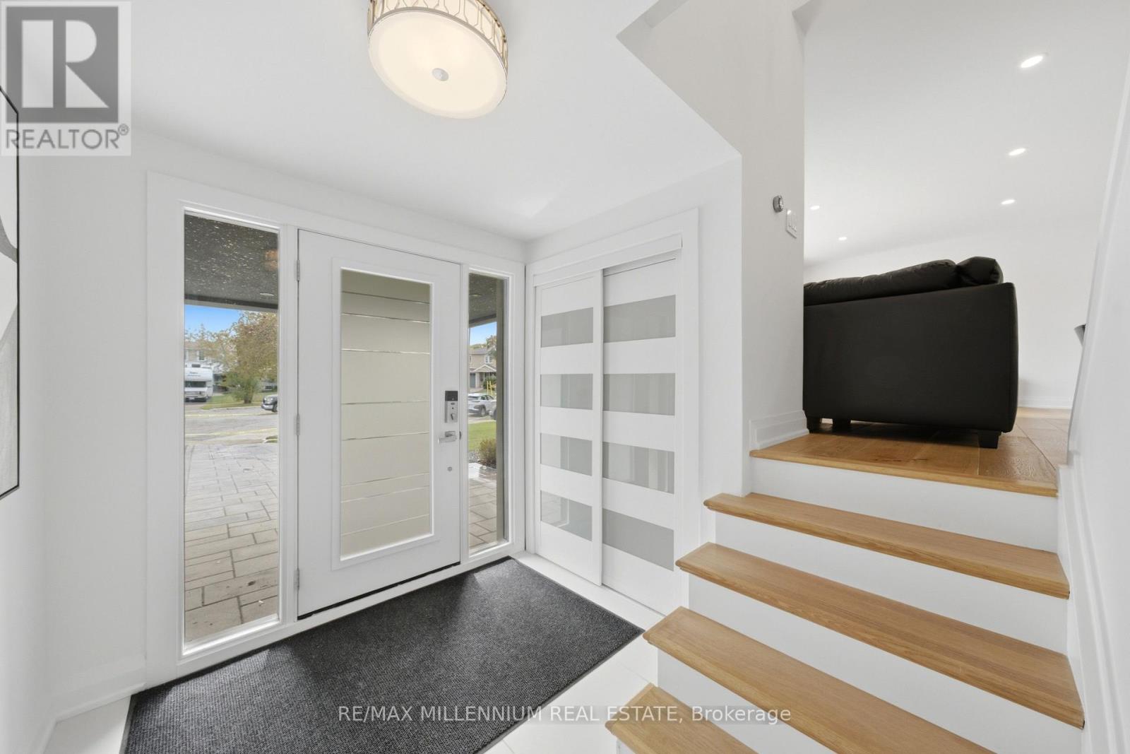 14 CROMBIE PLACE - 6