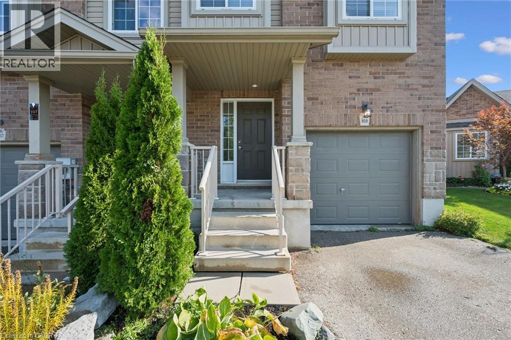 959 Zeller Crescent — photo 4