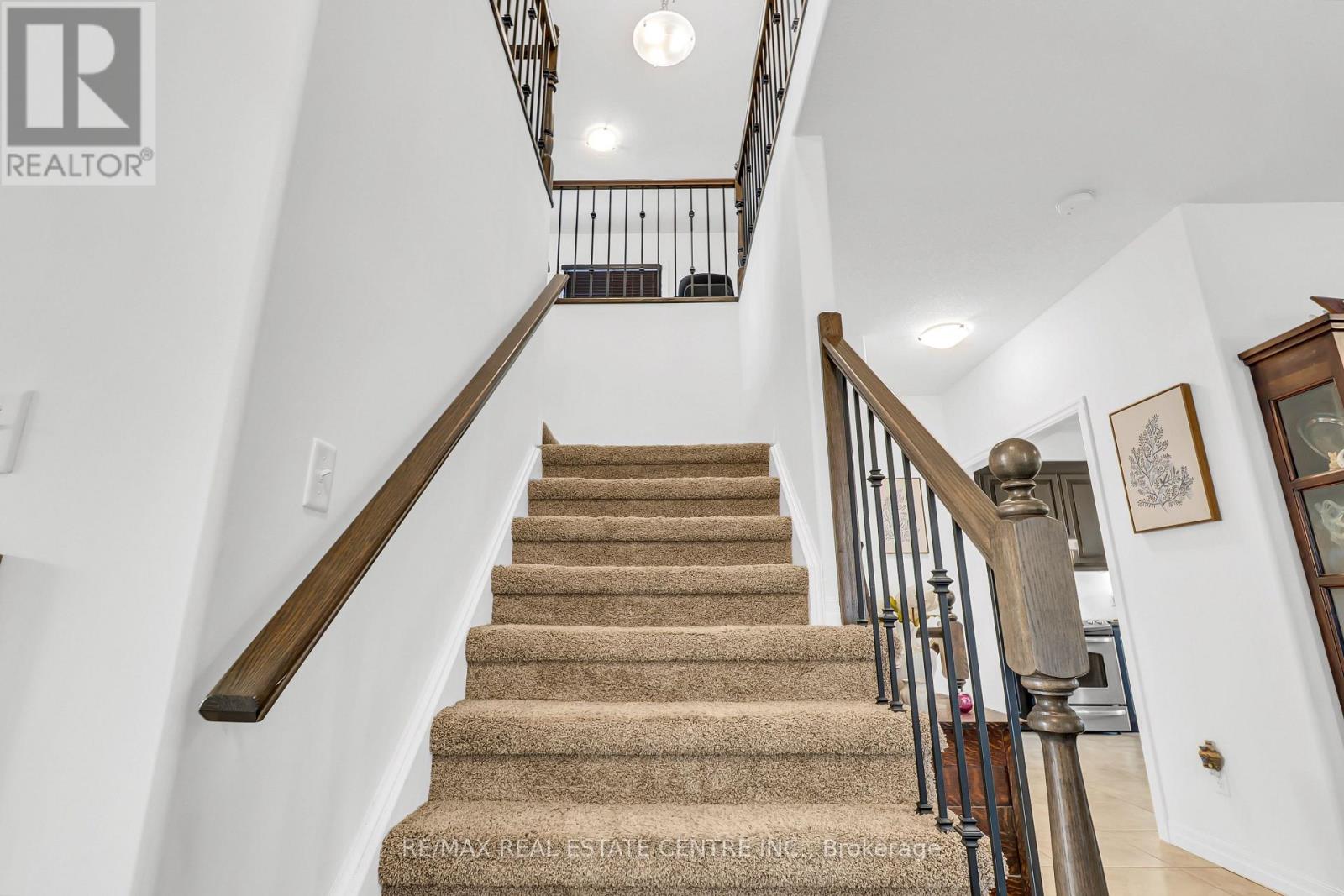 365 WOODBINE Avenue, Kitchener, ON photo 21