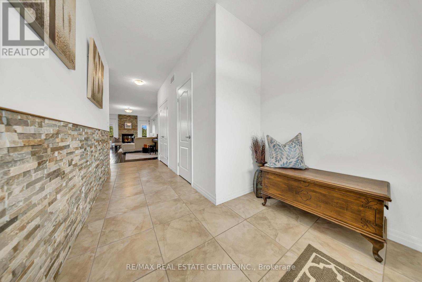 365 WOODBINE Avenue, Kitchener, ON photo 6