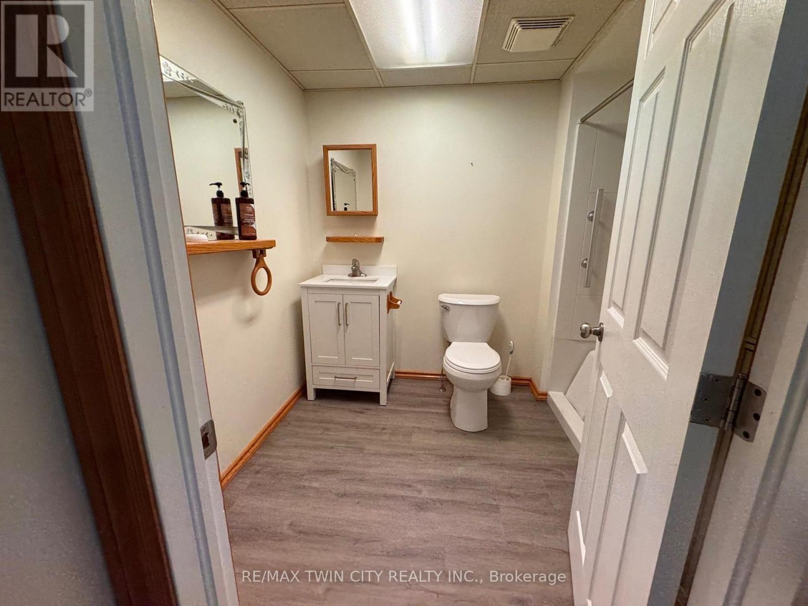 777 James Street — photo 12