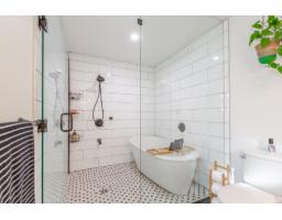4958 198b Street, Langley, BC V3A6L4 Photo 22