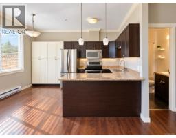 Kitchen - 104 2153 Ridgemont Pl, Nanaimo, BC V9T0C8 Photo 7
