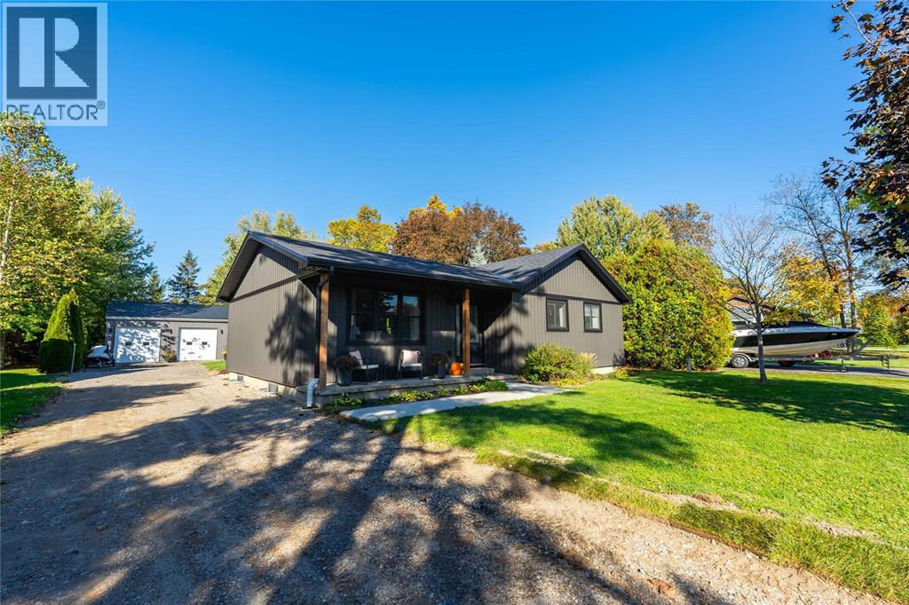 4072 Collingwood Street — photo 2