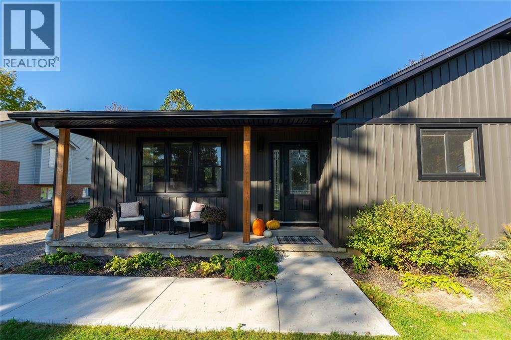 4072 COLLINGWOOD STREET - 3