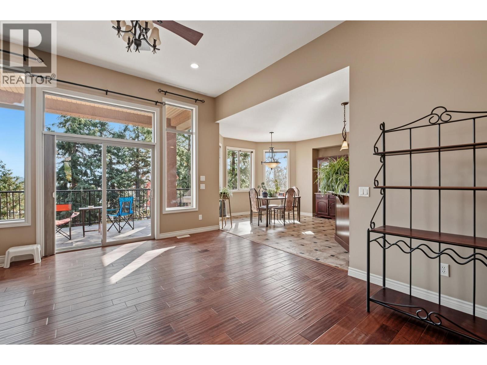  2405 Cobblestone Road, West Kelowna