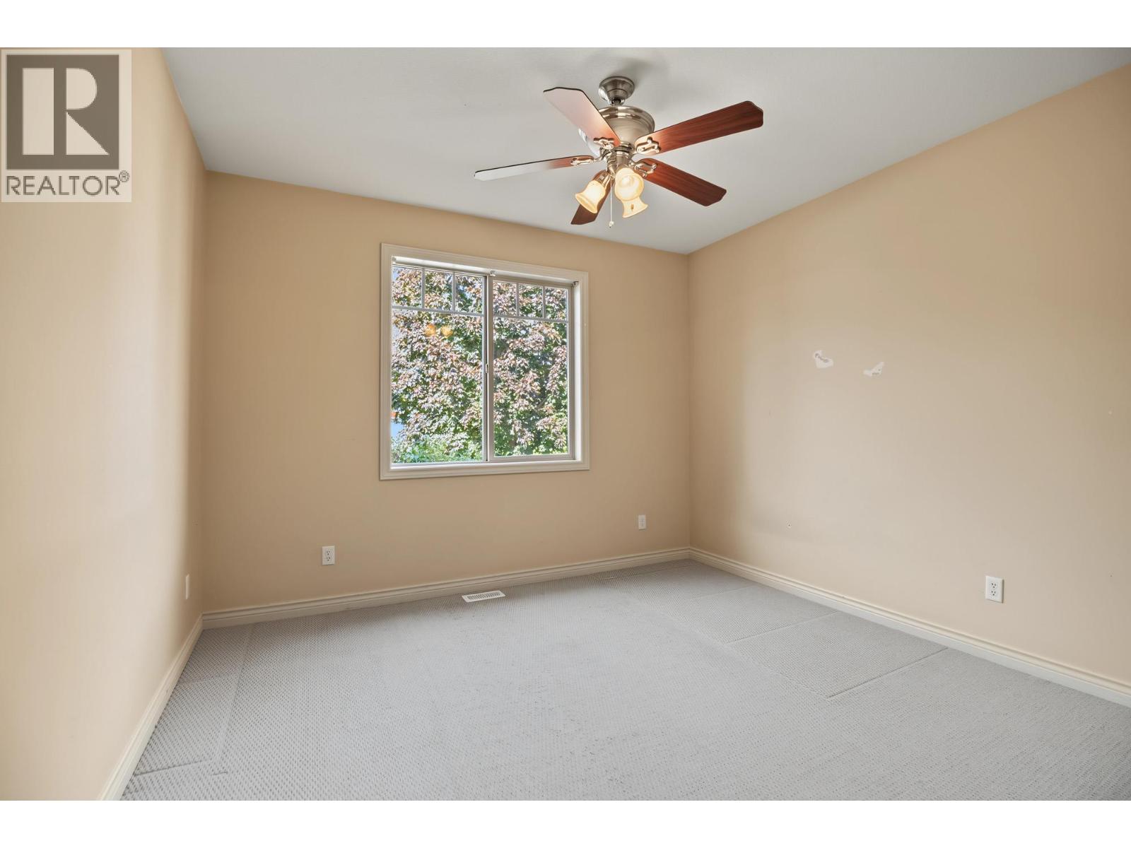  2405 Cobblestone Road, West Kelowna