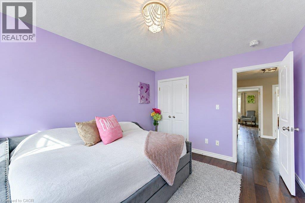 524 Sundew Drive — photo 27