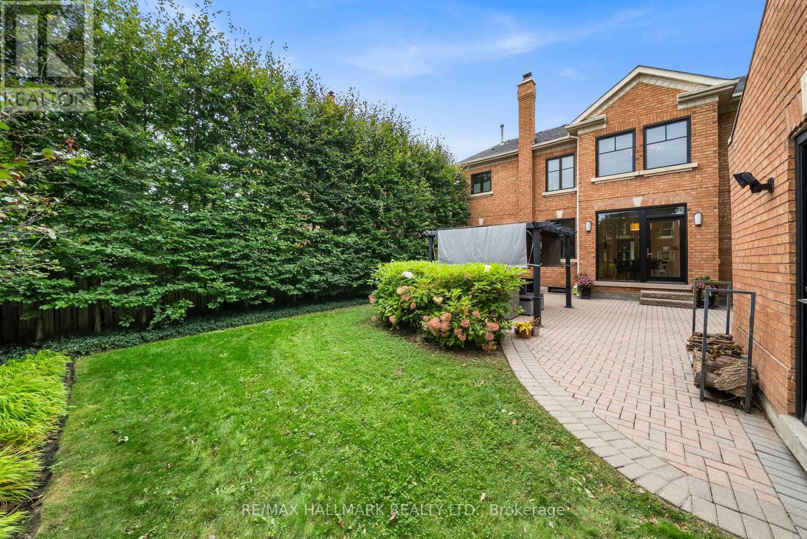 54 Theobalds Circle — photo 40