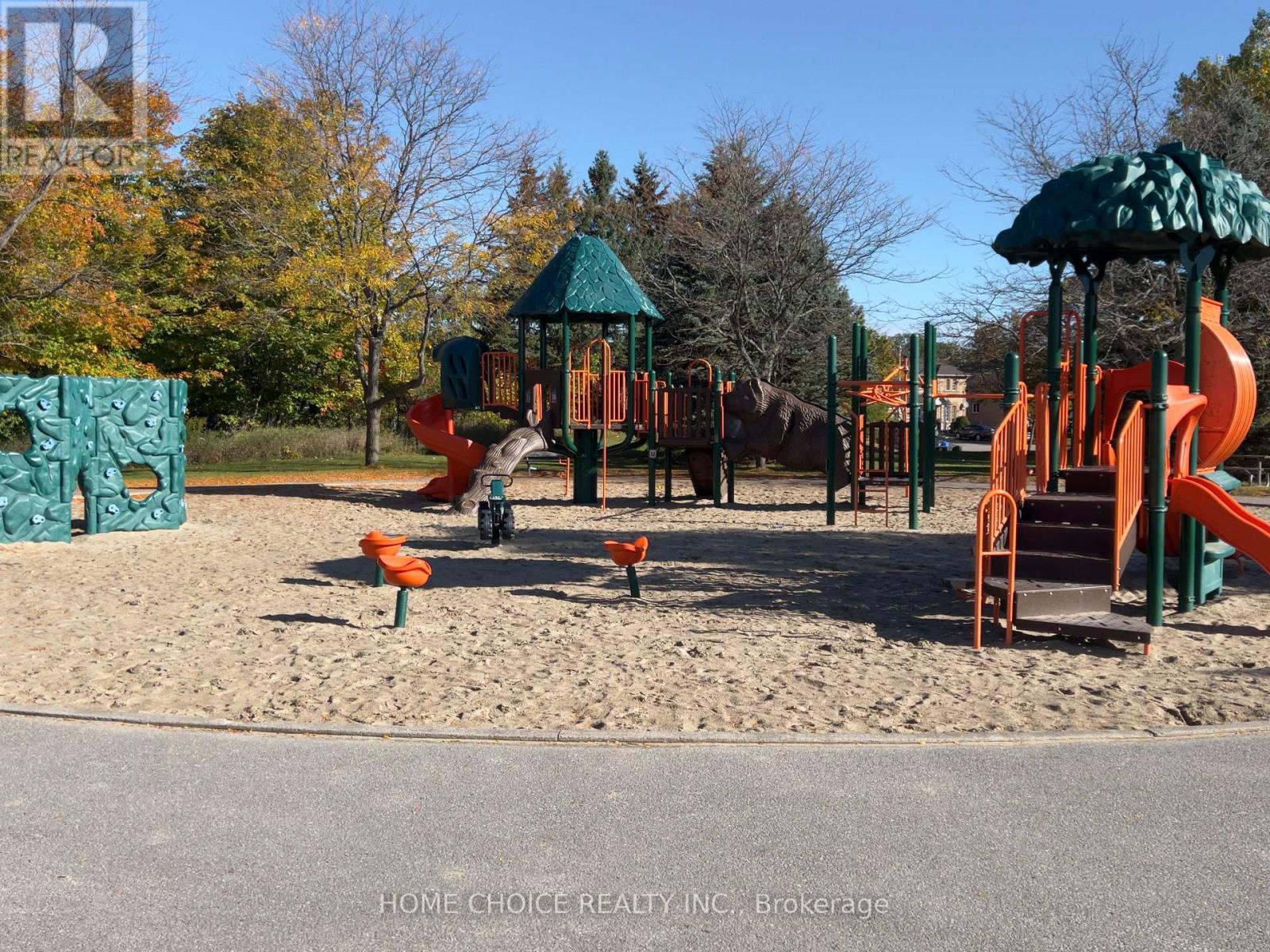 11 Violet Street — photo 16