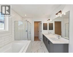 95 Dawson Wharf Mount, Chestermere, AB T1X2X5 Photo 22