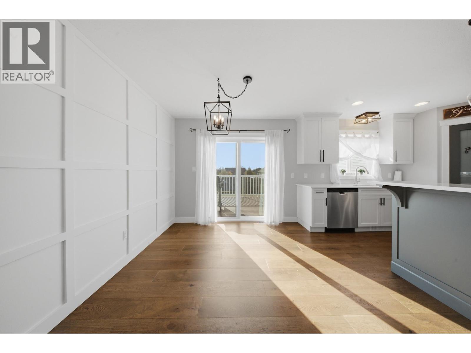 8919 98 AVENUE - 8