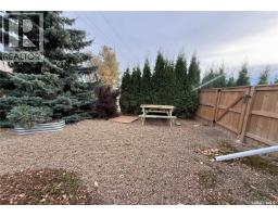 B 112 21st Street, Battleford, SK S0M0E0 Photo 17