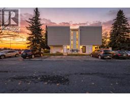 409, 3500 Varsity Drive NW - photo 1