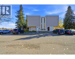 409, 3500 Varsity Drive NW - photo 2