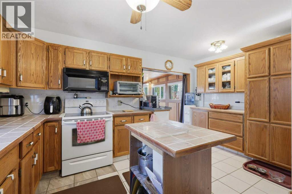 Listing photo – 23 Kirby Street, Red Deer