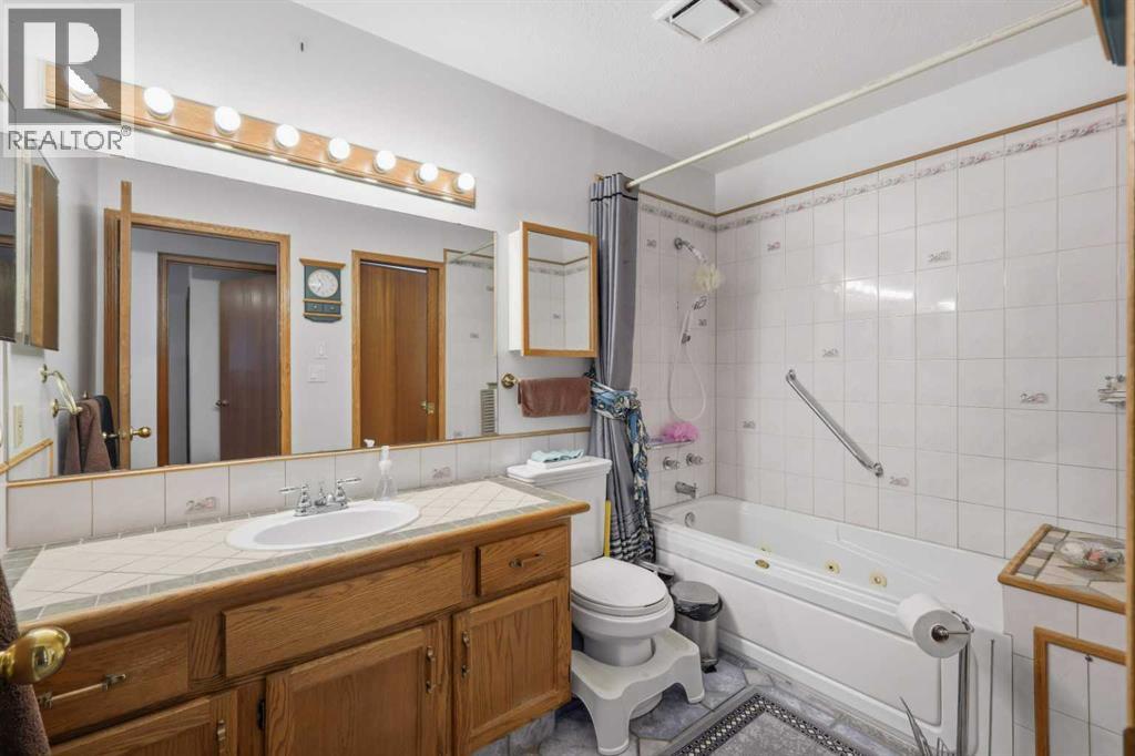 Listing photo – 23 Kirby Street, Red Deer