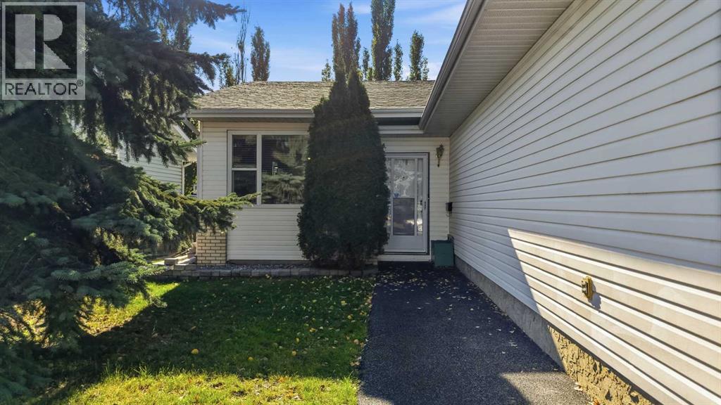 Listing photo – 23 Kirby Street, Red Deer