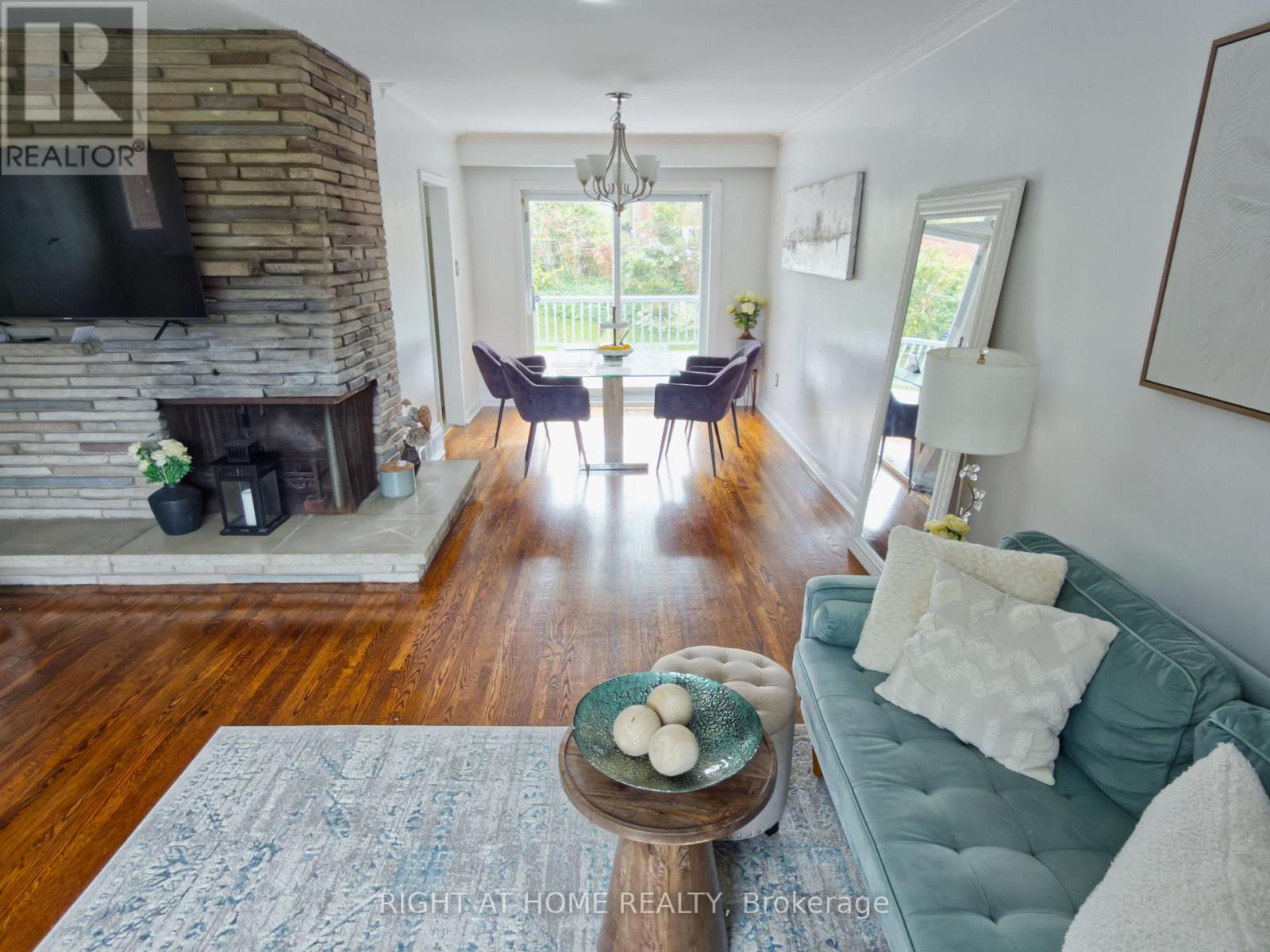 100 Perivale Crescent, Toronto, ON photo 11